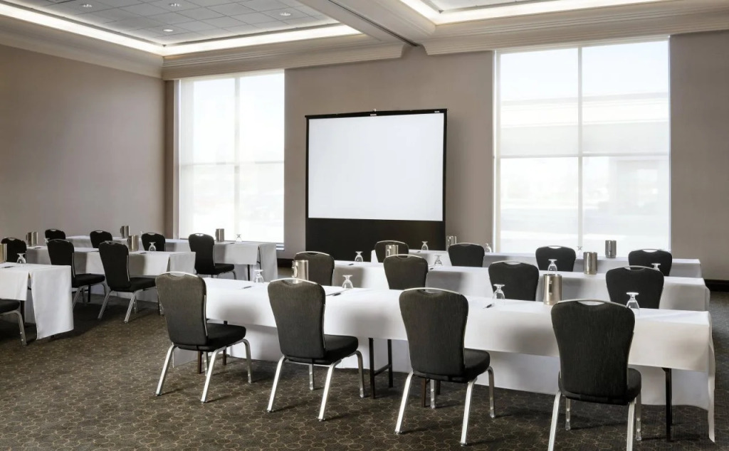 Sheraton Toronto Airport Hotel & Conference Centre