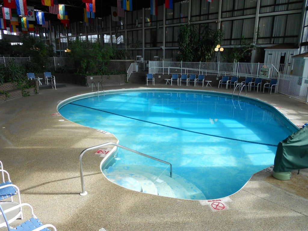 Travelodge Peoria Hotel And Conference Center