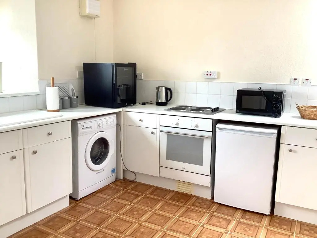 Second Floor Apartment Tenby Town Centre