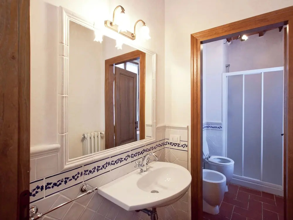 Farmhouse in Loro Ciuffenna with Pool & Garden