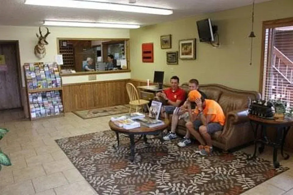 Flat Creek Inn