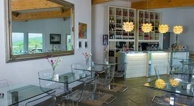 Holmfirth Vineyard