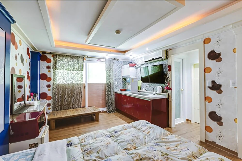 Yangju Aris Pension