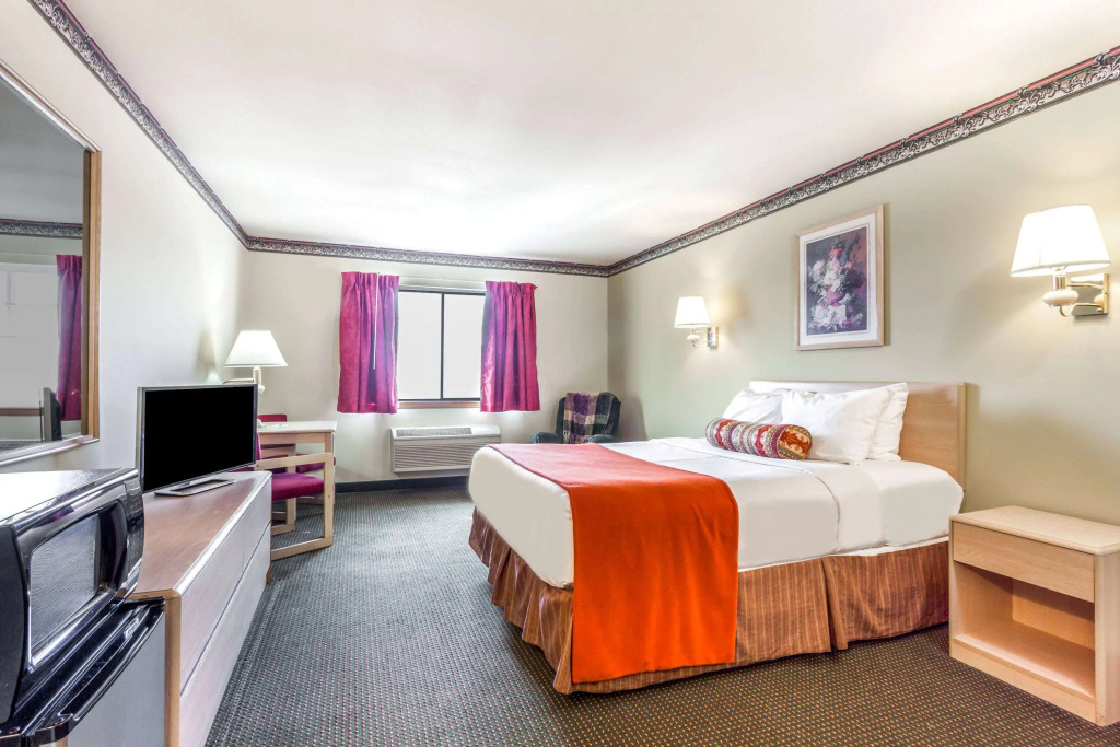 Days Inn by Wyndham Ellensburg