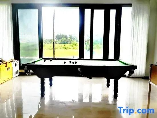 Ledong Sunset Seaside Homestay