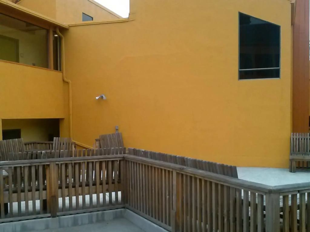 Munras Inn