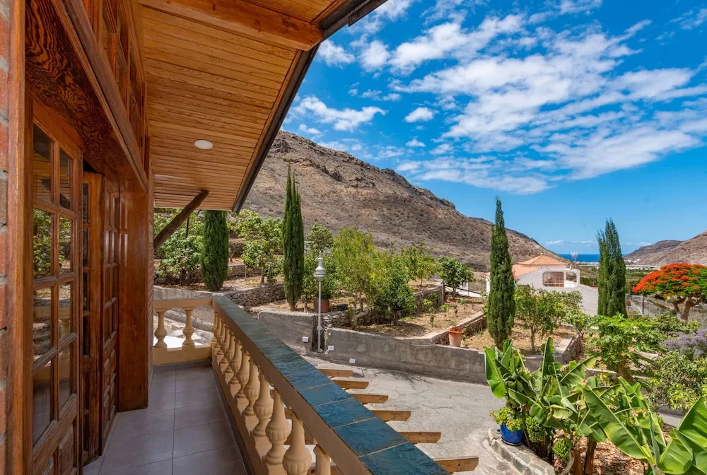 Casa de vacaciones con piscina compartida en Mogán II