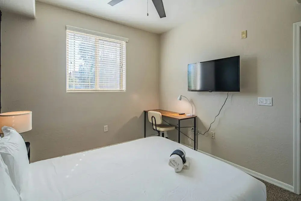 ROVE LIVING/KL - The Fredrick Tempe