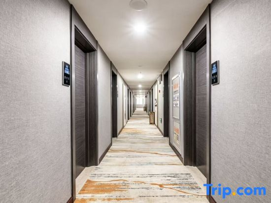 Yinchuan Yulin East Hotel (Ningxia University Helanshan Campus High-speed Railway Station Branch)