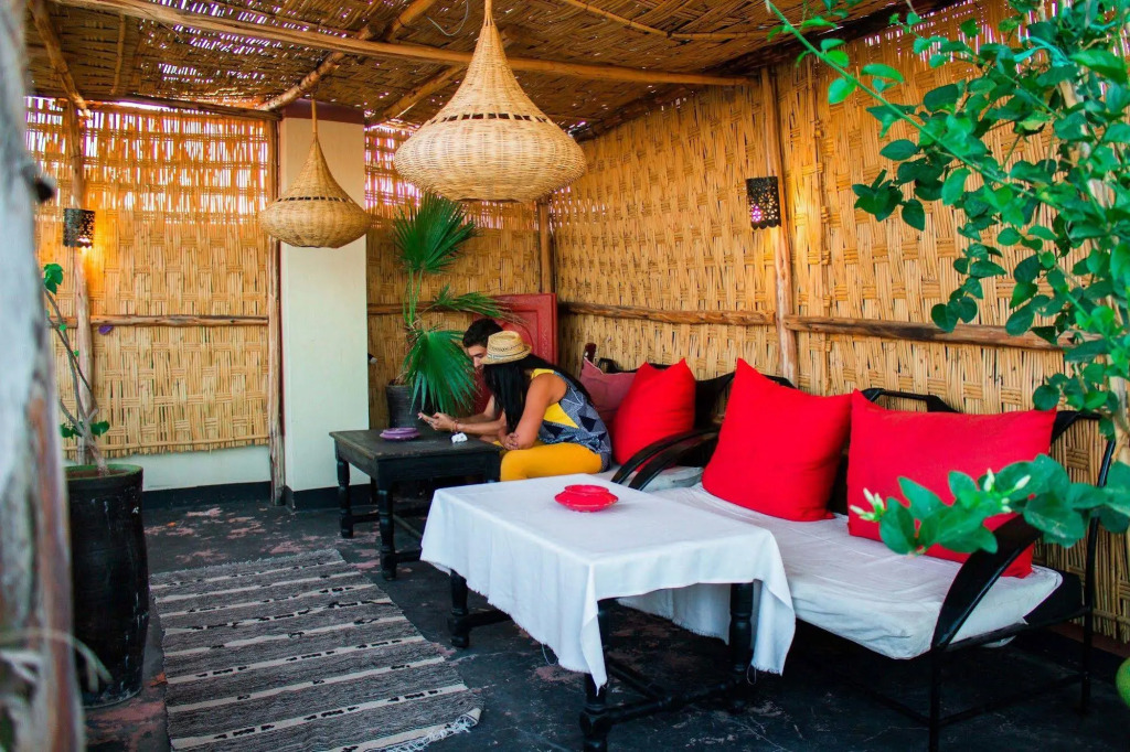Riad Iklil hcekarram