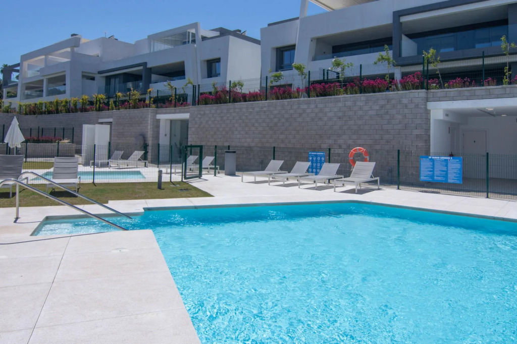 VG13- Modern apartment, 5 min to beach