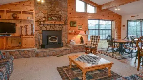 Hughes, Cabin at Ruidoso, with Forest View