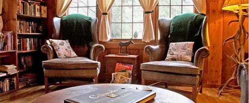 Pikes Peak Guest Cabin at Rocky Mountain Lodge