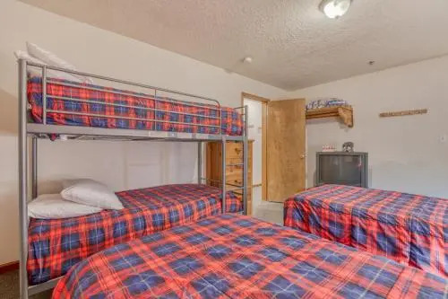 Little Trail Lodge - Unit B
