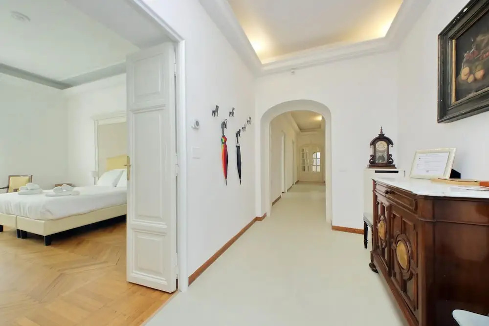 Treasurerome Spanish Steps Family 4BR
