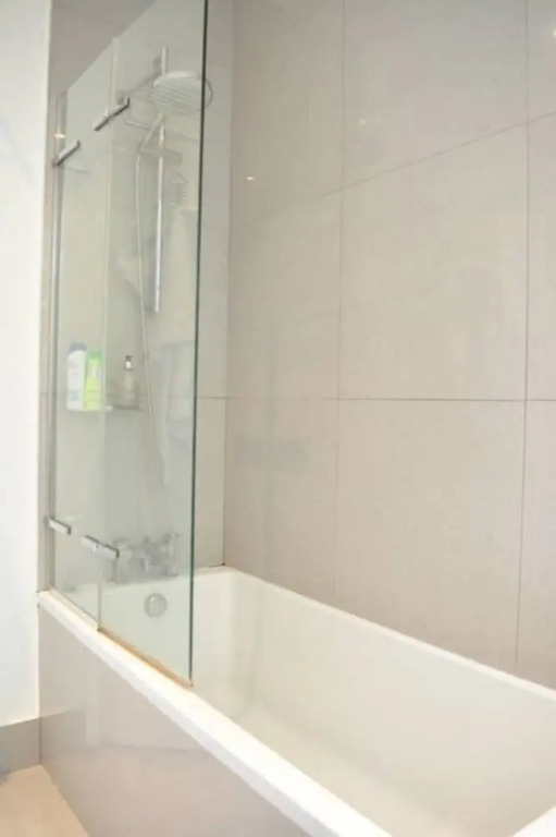 Elegant 2 Bedroom Apartment in Canonbury