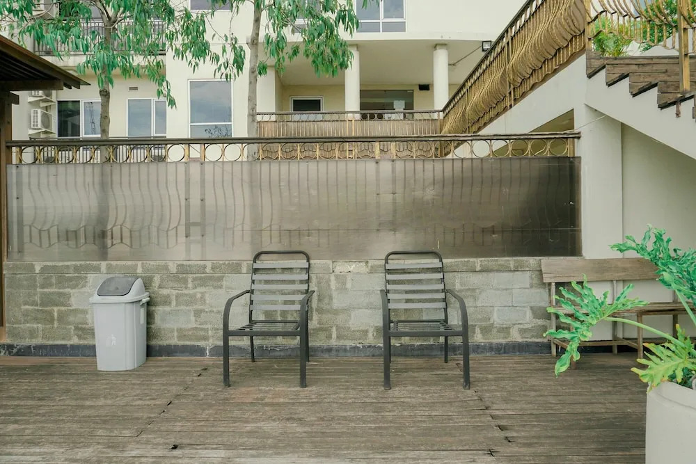 Best Location and Cozy 2BR The H Residence Apartment By Travelio