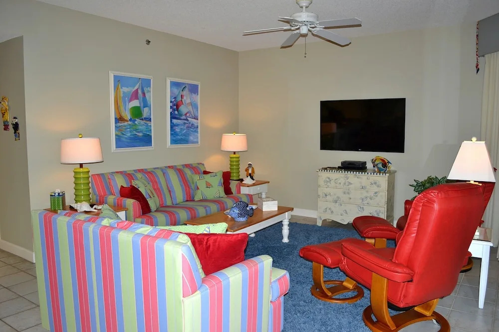 Tops'l Resort by Gibson Beach Rentals