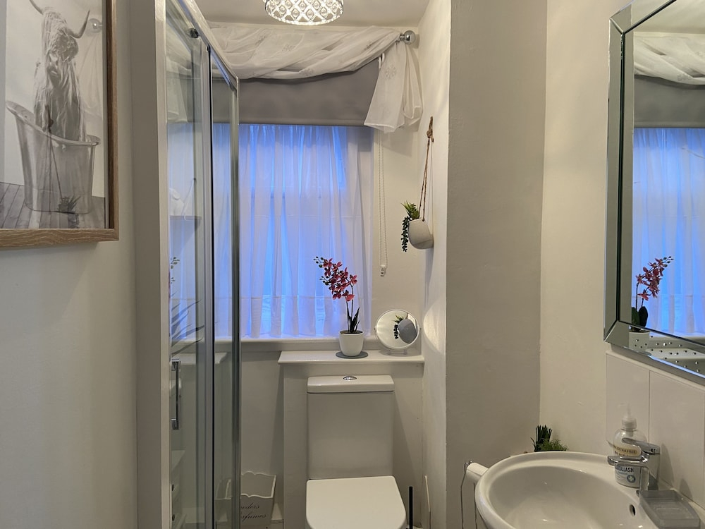 Historic Old Town 2 Bed Ground Floor Apartment