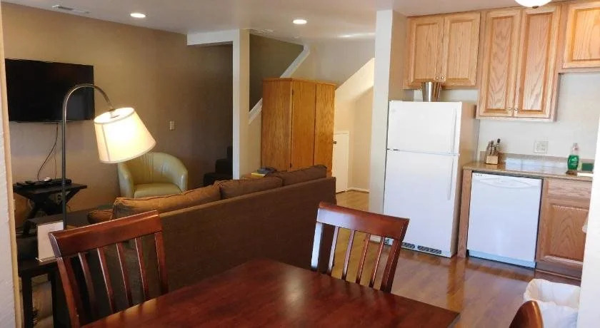 Pine Acres Lodge