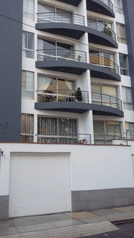 TRAVELSUITES PERU - Porta