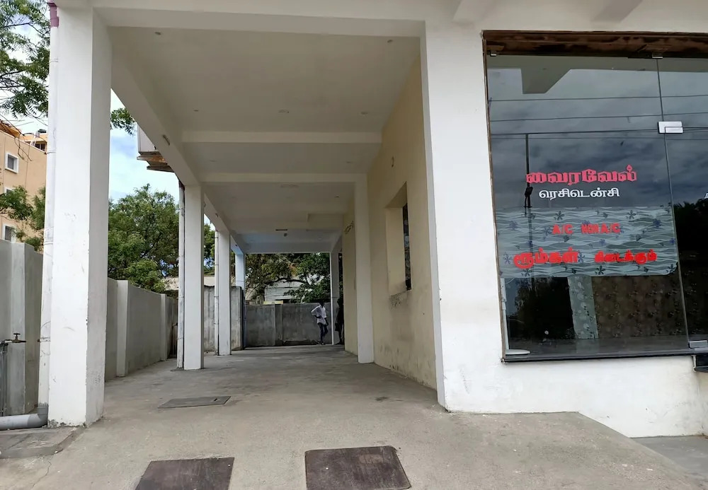 Vairavel Residency