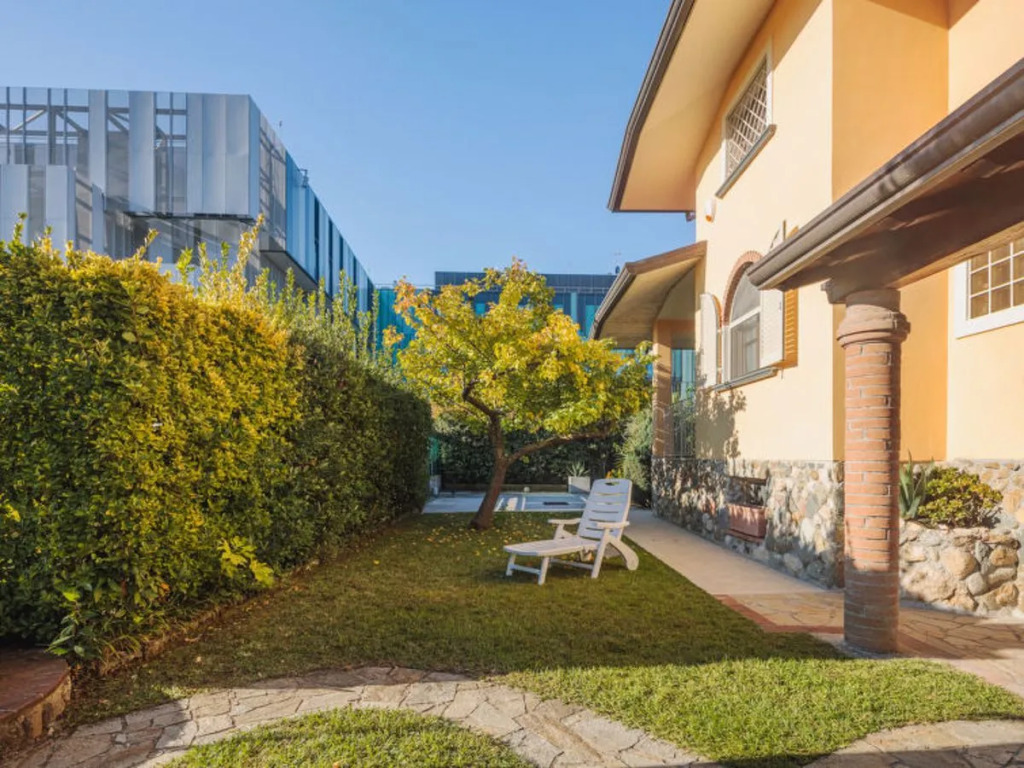 Apartment Lara Marina di Massa