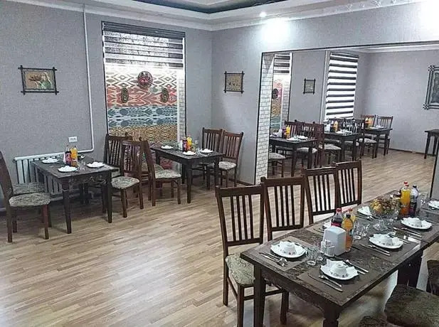 Hotel Adras