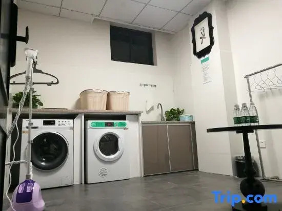 Atour Hotel Nanchang Bayi Square Provincial Television Station
