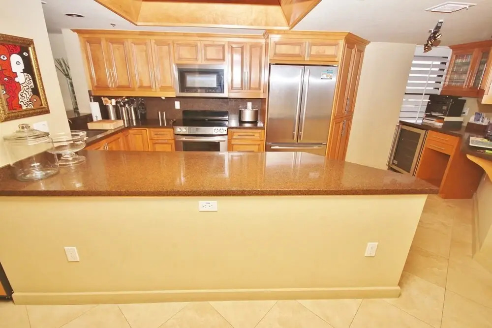 Ebb Tide 703 Apartment 2