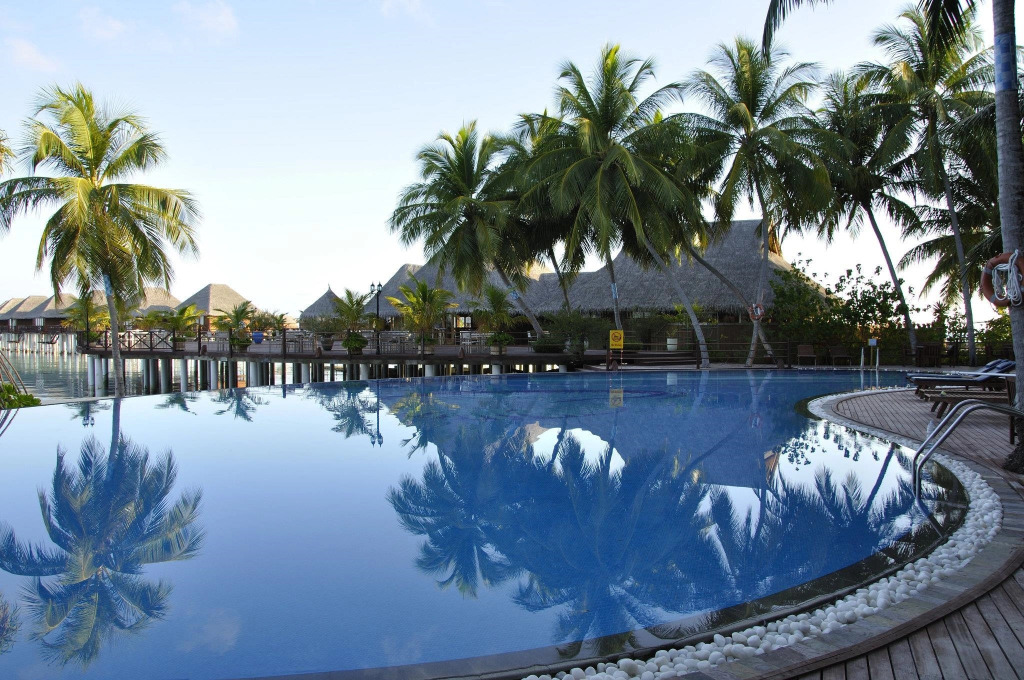 Sun Siyam Vilu Reef - 24 Hours All-Inclusive Dine-Around with Complimentary Return Trip