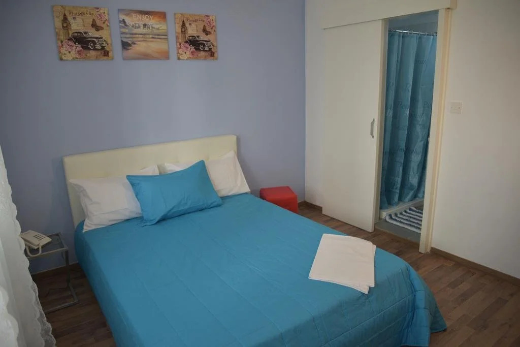 Tony the Place To Stay
