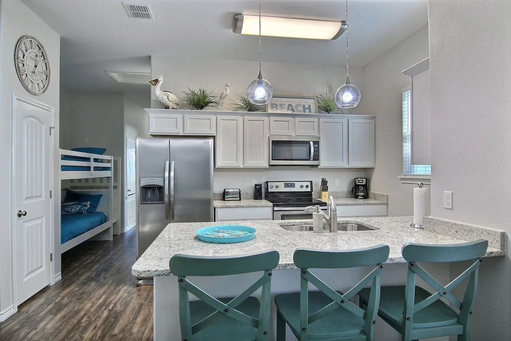 Full Sail 2 Bedrooms 2 Bathrooms Townhouse