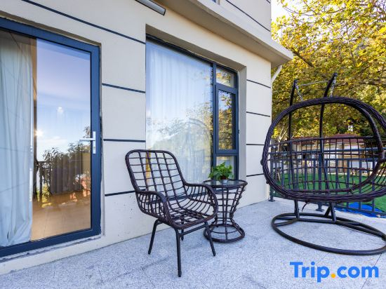 Lushan Leisurely Homestay