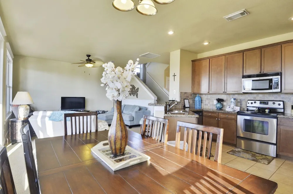 Kathy's Kottage 3 Bedrooms 3 Bathrooms Home