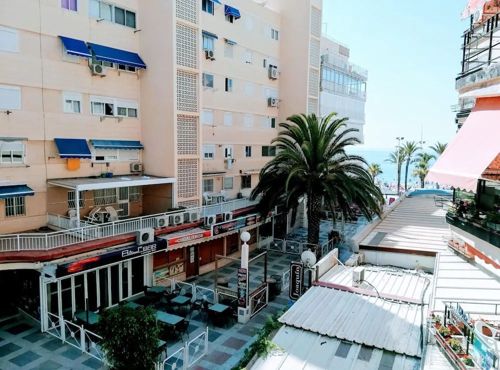 Sweet Dreams Beach Apartment