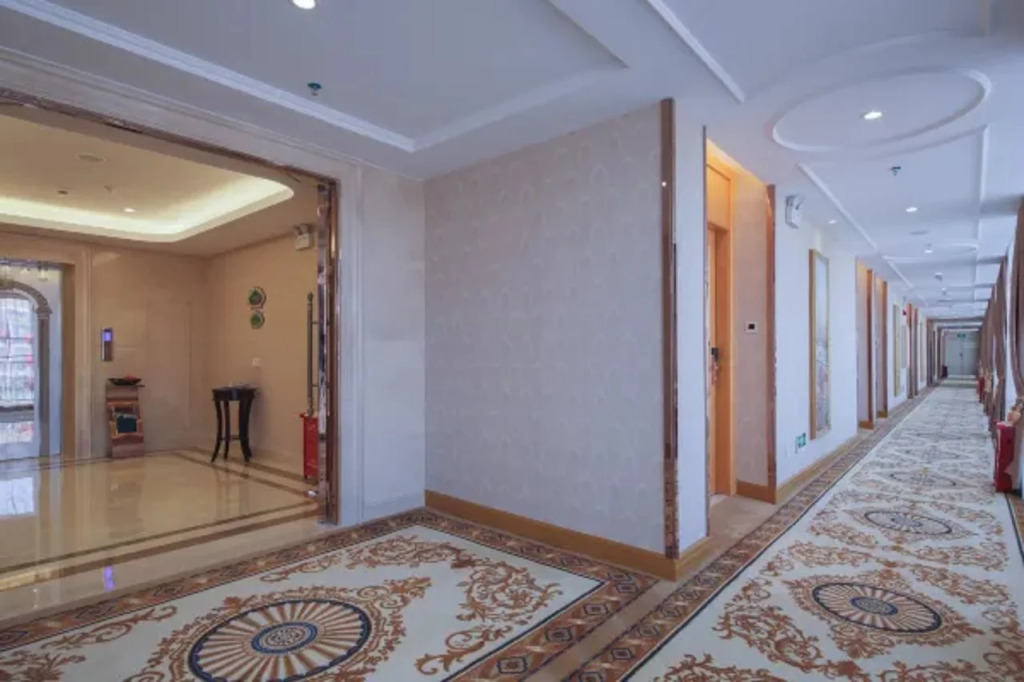 Vienna Hotel Shenzhen Fuyong Fenghuangshan