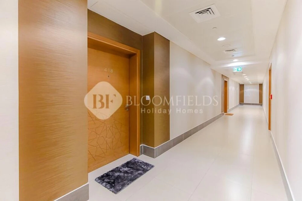 Golf course view, stylish 2BR