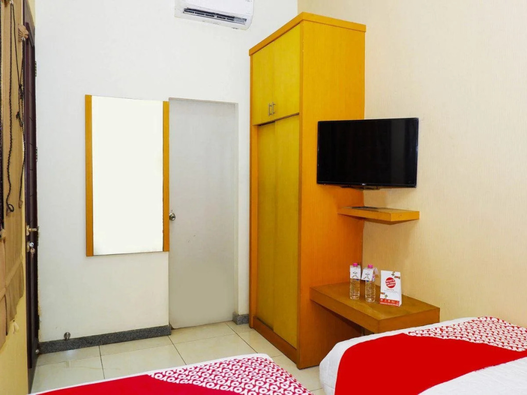 OYO 381 House of Blessing Guest House
