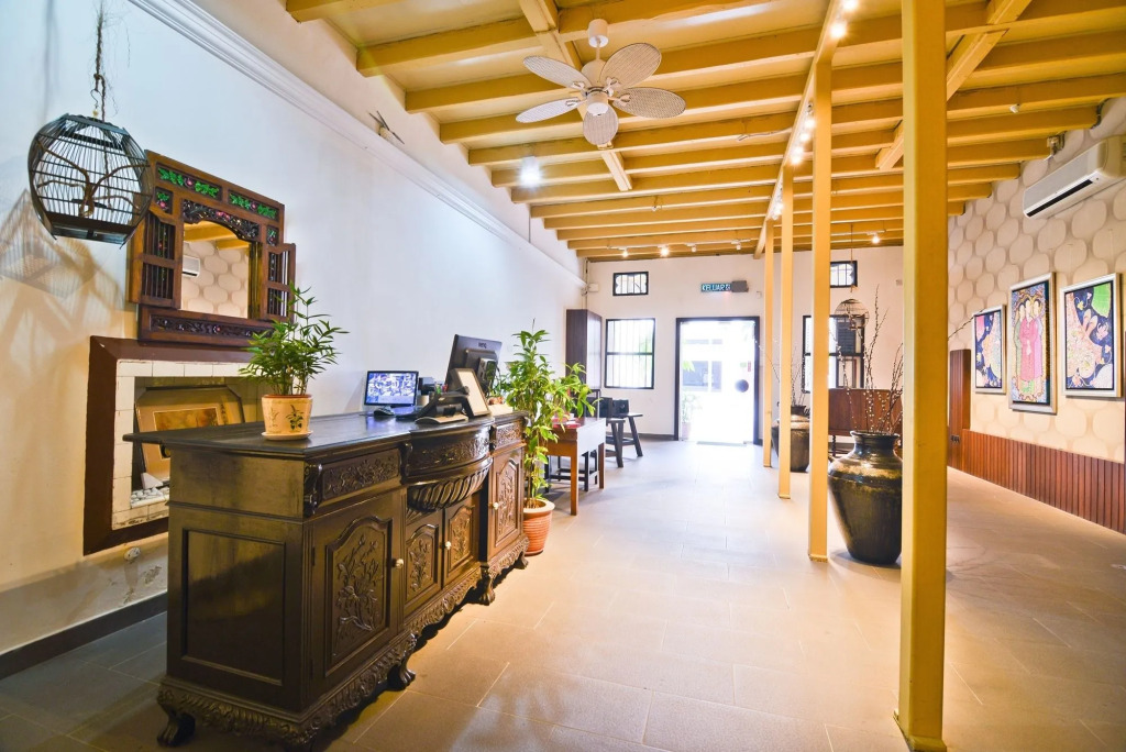 Sarang Paloh Heritage Stay