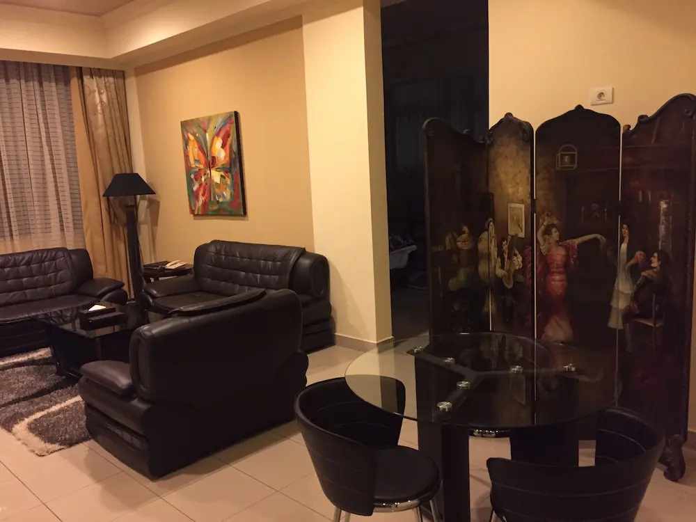 Royal Grand Hotel