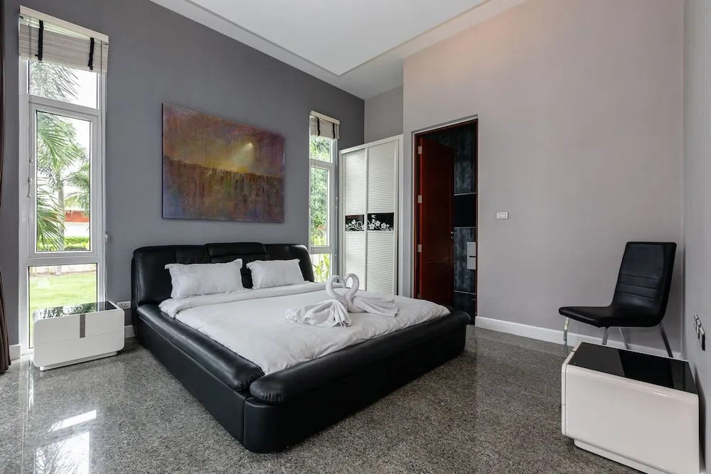 4 Bedroom Resort Pool Villa - G208