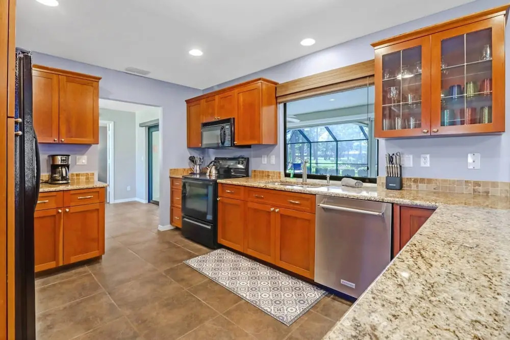 1410 SW 18th Ter