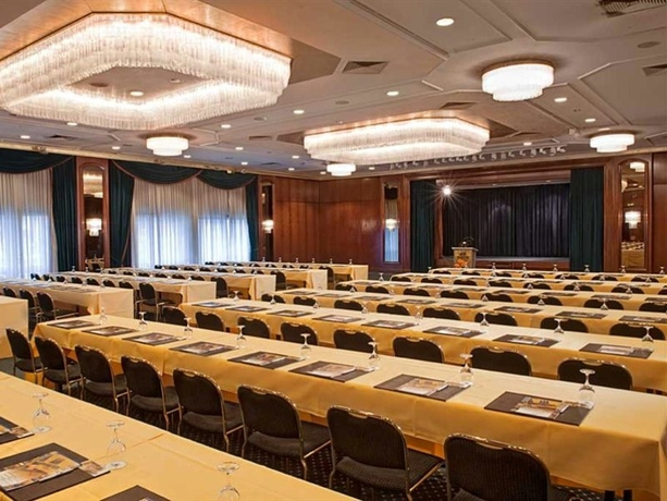 Maritim Grand Hotel