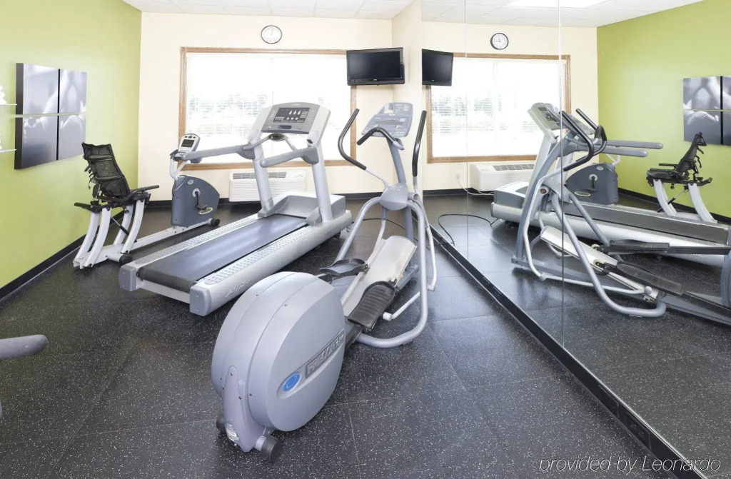 Country Inn & Suites by Radisson, Chanhassen, MN