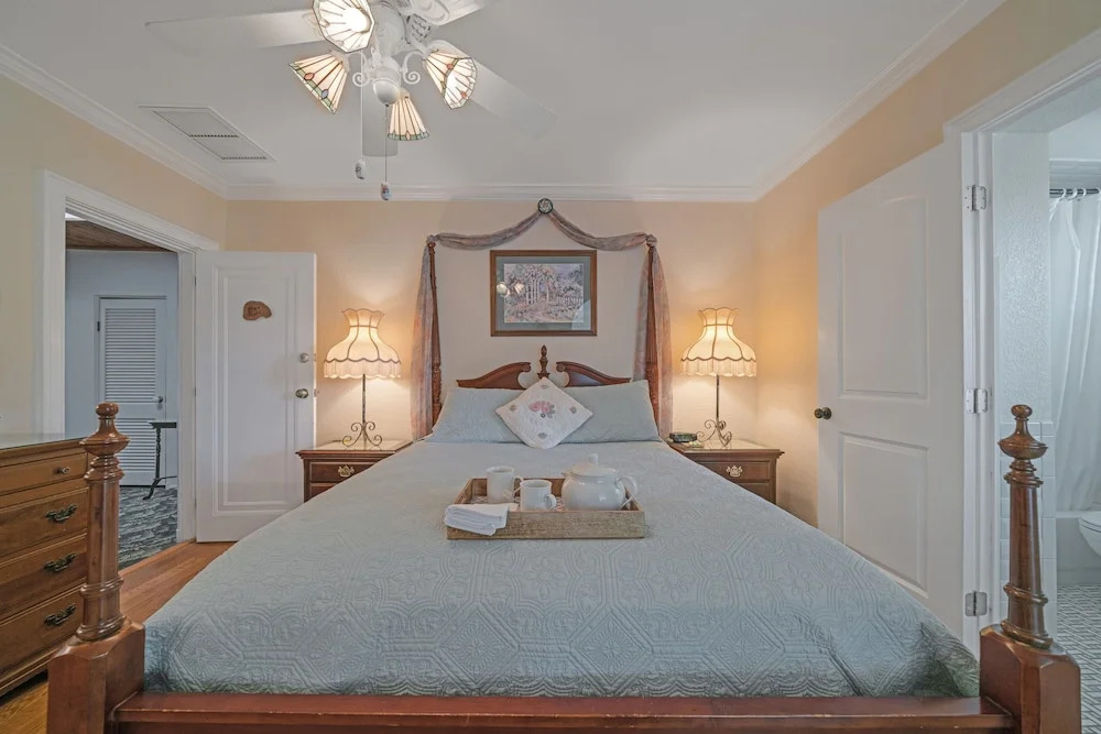 Banyan House Vacation Rentals