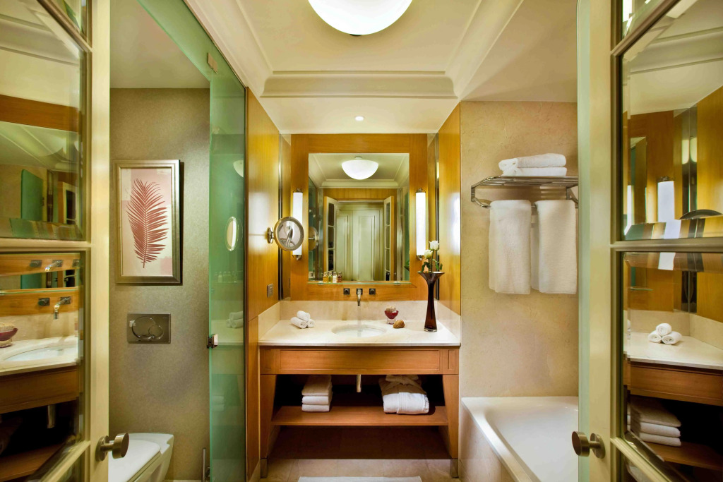 Kempinski Nile Hotel, Cairo