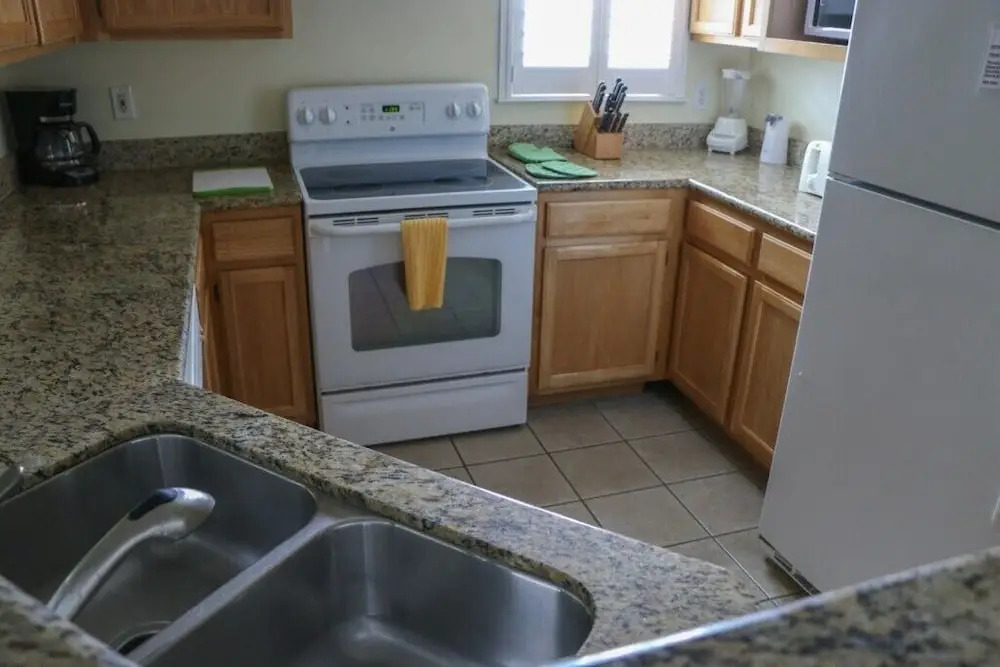 1st Floor Sleeps 6, 2 Bed, 2 Bath Rab21103 2 Bedroom Condo