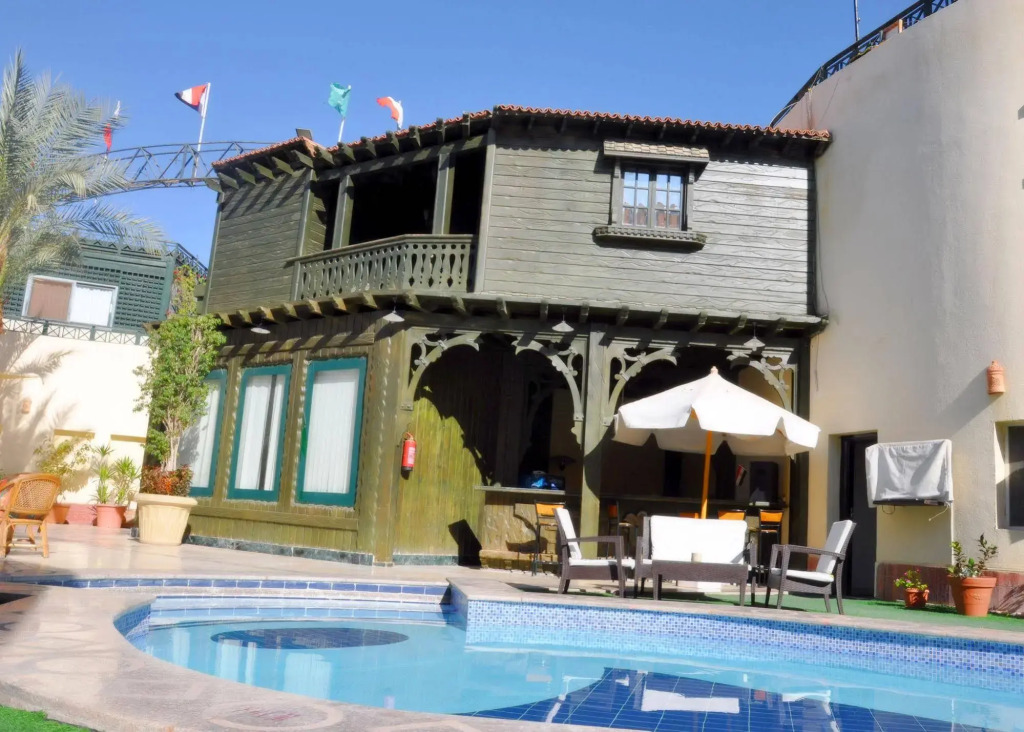 Naama Inn Hotel