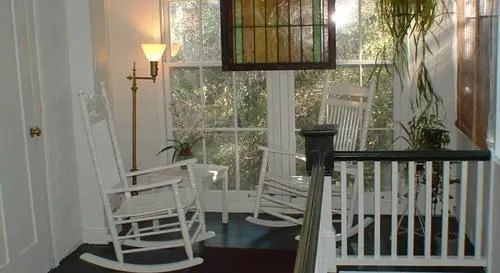 Millhouse Inn